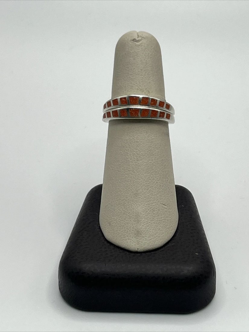 TWO STERLING SILVER RINGS WITH ORANGE CHIP INLAYS SIZE 7.25 (1 of 2)