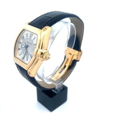CARTIER ROADSTER SANTOS MEN'S WATCH AUTOMATIC 18K GOLD LEATHER BAND REF.2524: CARTIER ROADSTER SANTOS MEN'S WATCH AUTOMATIC 18K GOLD LEATHER BAND REF.2524 This is a fabulous authentic men's wristwatch by Cartier from the Roadster Collection. The case is crafted from 18k yellow 