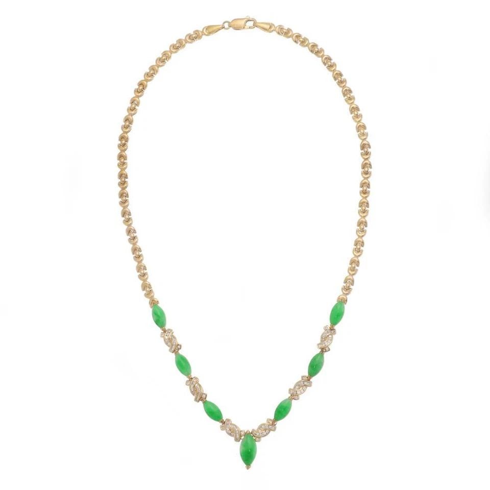 ESTATE JADE DIAMOND 18K YELLOW GOLD FANCY LINK NECKLACE LIQUIDATION: ESTATE JADE DIAMOND 18K YELLOW GOLD FANCY LINK NECKLACE Estate Jade Diamond 18k Yellow Gold Fancy Link Necklace Description This is a beautiful Estate necklace, crafted from 18k yellow gold with 4mm w