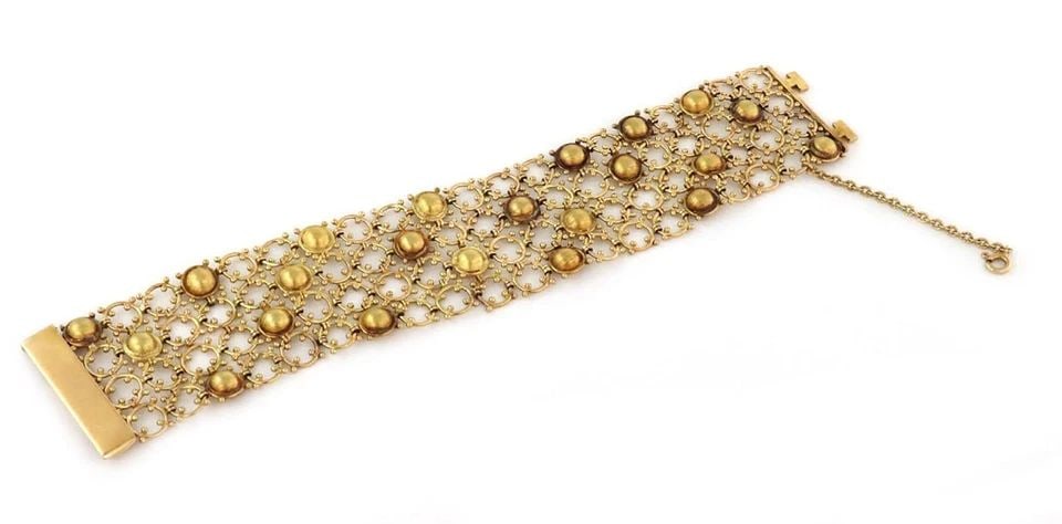 ESTATE 18K WIDE BRACELET YELLOW GOLD 4 ROWS FANCY LINK 53.4GR!: ESTATE 18K WIDE BRACELET YELLOW GOLD 4 ROWS FANCY LINK 53.4GR! Estate 18k Yellow Gold 4 Rows Fancy Link Wide Bracelet 53.4gr! Description This is a wide chic style bracelet, it is crafted from 18k yel
