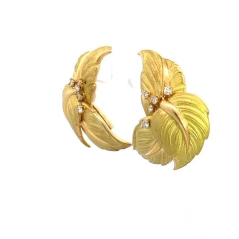 18K DIAMOND LEAF EARRINGS YELLOW GOLD DETAILED TRIPLE STYLE CLIP ON LARGE: 18K DIAMOND LEAF EARRINGS YELLOW GOLD DETAILED TRIPLE STYLE CLIP ON LARGE This chic and fashionable large pair of huggie earrings are crafted from 18k yellow gold featuring a triple set leaves layered