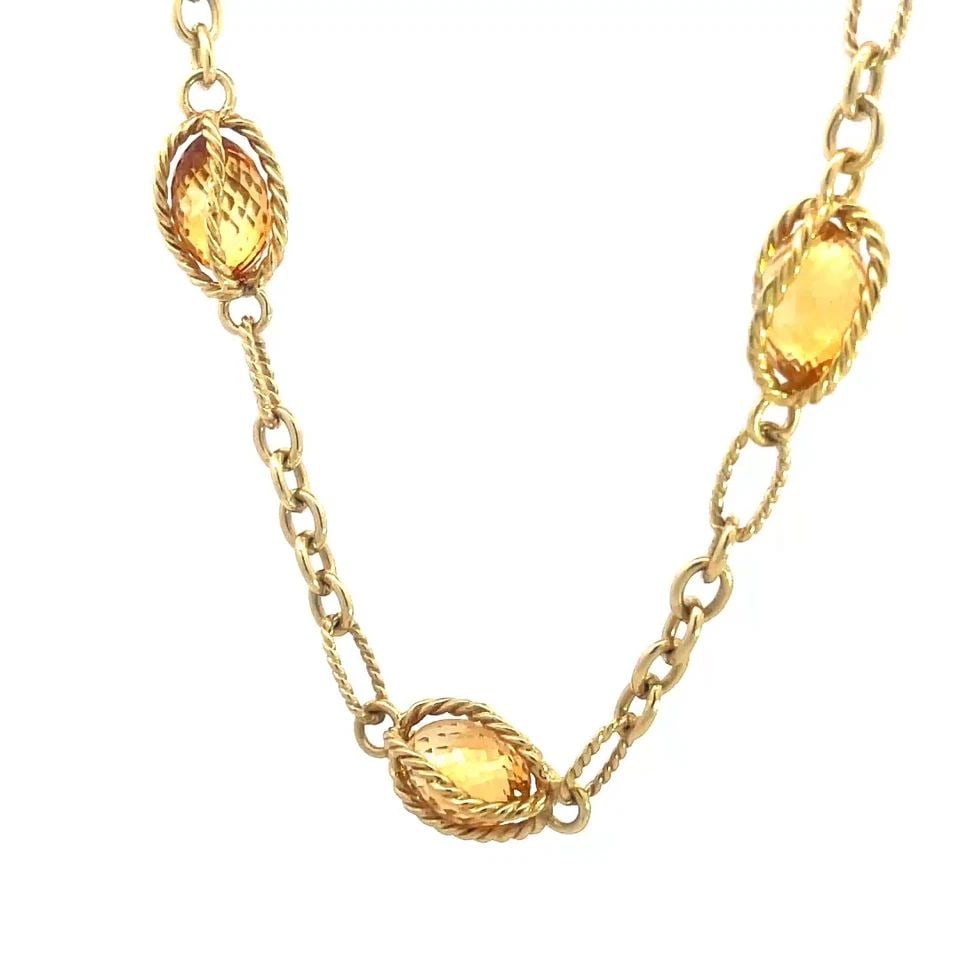 DAVID YURMAN GOLD NECKLACE GEMSTONE MOTIFS 18K YELLOW CABLE TOGGLE CLASP: DAVID YURMAN GOLD NECKLACE GEMSTONE MOTIFS 18K YELLOW CABLE TOGGLE CLASP The David Yurman Gold Necklace features 3 gemstone motifs set in 18k yellow gold. The necklace has assorted size oval link chai