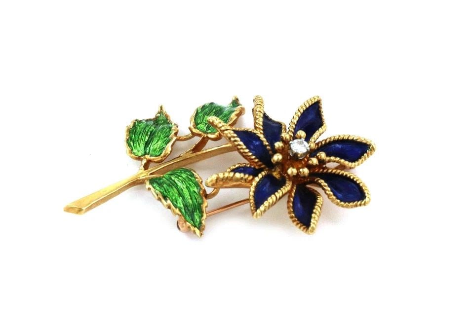 TIFFANY & CO. VINTAGE DIAMOND ENAMEL 18K YGOLD FLOWER BROOCH LIQUIDATION: TIFFANY & CO. VINTAGE DIAMOND ENAMEL 18K YGOLD FLOWER BROOCH Tiffany & Co. Vintage Diamond Enamel 18k YGold Flower Brooch Description This is a vintage authentic brooch from Tiffany & Co. It is crafte