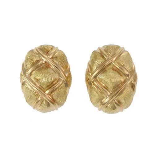 TIFFANY & CO. 18K EARRING YELLOW GOLD CRISSCROSS FANCY DOME: TIFFANY & CO. 18K EARRING YELLOW GOLD CRISSCROSS FANCY DOME Not Found