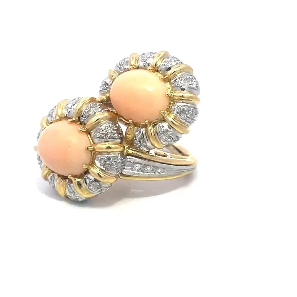DIAMOND GOLD BYPASS RING 18K TWO TONE ANGEL SKIN CORAL OVAL: DIAMOND GOLD BYPASS RING 18K TWO TONE ANGEL SKIN CORAL OVAL This is a beautiful vintage ring, it is crafted from 18k yellow gold with white gold accent featuring a double oval top floral style with ov