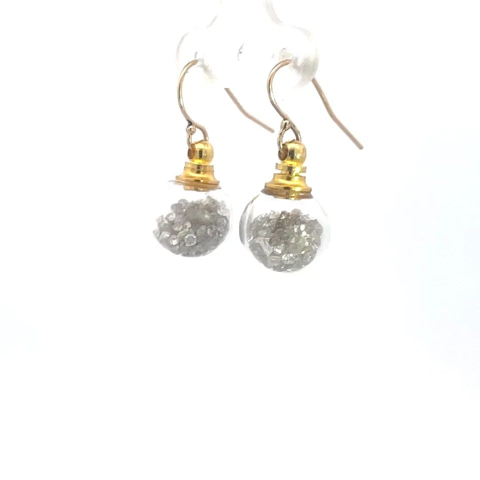 DIAMOND LOCKET EARRINGS 14K GOLD &GOLD FILLED 7 CARAT FLOATING NATURAL DIAMONDS: DIAMOND LOCKET EARRINGS 14K GOLD &GOLD FILLED 7 CARAT FLOATING NATURAL DIAMONDS This is a beautiful pair of hook dangle earrings, they feature a 12mm glass ball filled with Faceted natural loose diamo