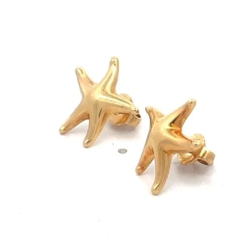 TIFFANY & CO. PERETTI STARFISH STUD EARRINGS 18K YELLOW GOLD: TIFFANY & CO. PERETTI STARFISH STUD EARRINGS 18K YELLOW GOLD This is a lovely authentic pair of stud earrings from Tiffany & Co. by designer Elsa Peretti from her Starfish Collection. The pair is craf