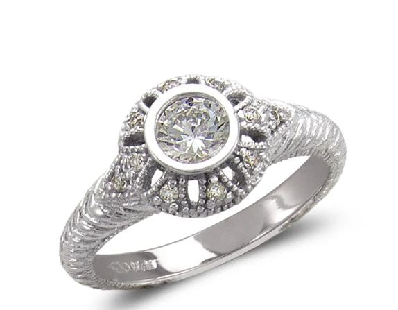 NEW 14K WHITE GOLD LADIES FASHION WHITE SOLITAIRE RING: NEW 14K WHITE GOLD LADIES FASHION WHITE SOLITAIRE RING LADIES FASHION WHITE SOLITAIRE RING NEW 14K WHITE GOLD Apx. WIDTH: 10mm Apx. WEIGHT: 4.1g