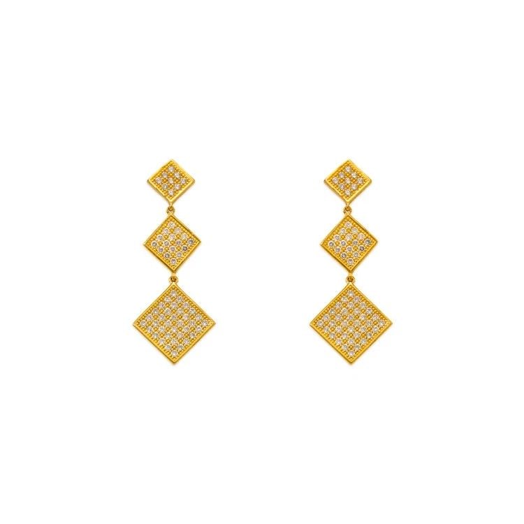 NEW 14K YELLOW GOLD FANCY DIAMOND DROP STUD EARRINGS: NEW 14K YELLOW GOLD FANCY DIAMOND DROP STUD EARRINGS FANCY DIAMOND DROP STUD EARRINGS NEW 14K YELLOW GOLD Width: Approx. 12x30mm Apx WEIGHT: 3.2g