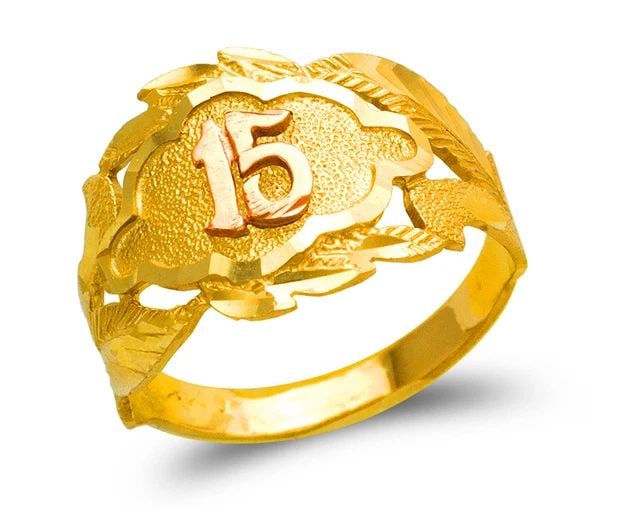 NEW 14K TWO TONE GOLD LADIES 15 ANOS FILIGREE RING: NEW 14K TWO TONE GOLD LADIES 15 ANOS FILIGREE RING LADIES 15 ANOS FILIGREE RING NEW 14K TWO TONE GOLD Apx. WIDTH: 14mm Apx. WEIGHT: 3.1g
