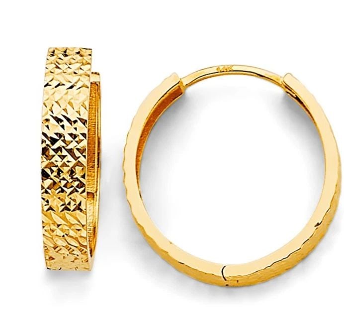 NEW 14K YELLOW GOLD DC HUGGIES EARRINGS: NEW 14K YELLOW GOLD DC HUGGIES EARRINGS DC HUGGIES EARRINGS NEW 14K YELLOW GOLD HEIGHT - 20 mm WIDTH - 20 mm Apx WEIGHT - 2.3 g