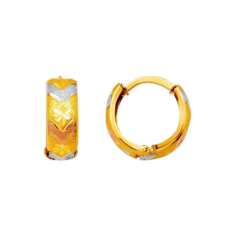 NEW 14K TRICOLOR GOLD D/C HUGGIE EARRINGS: NEW 14K TRICOLOR GOLD D/C HUGGIE EARRINGS D/C HUGGIE EARRINGS NEW 14K TRICOLOR GOLD Width: Approx. 6x17mm Apx WEIGHT: 3g
