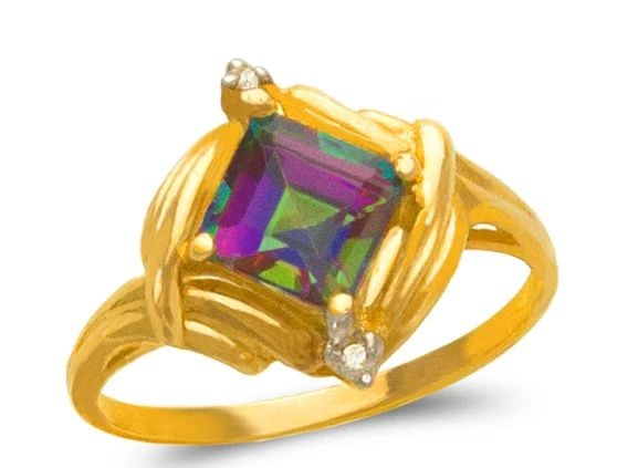 NEW 14K TWO TONE GOLD LADIES MYSTIC RING: NEW 14K TWO TONE GOLD LADIES MYSTIC RING LADIES MYSTIC RING NEW 14K TWO TONE GOLD Apx. WIDTH: 7mm Apx. WEIGHT: 2.8g