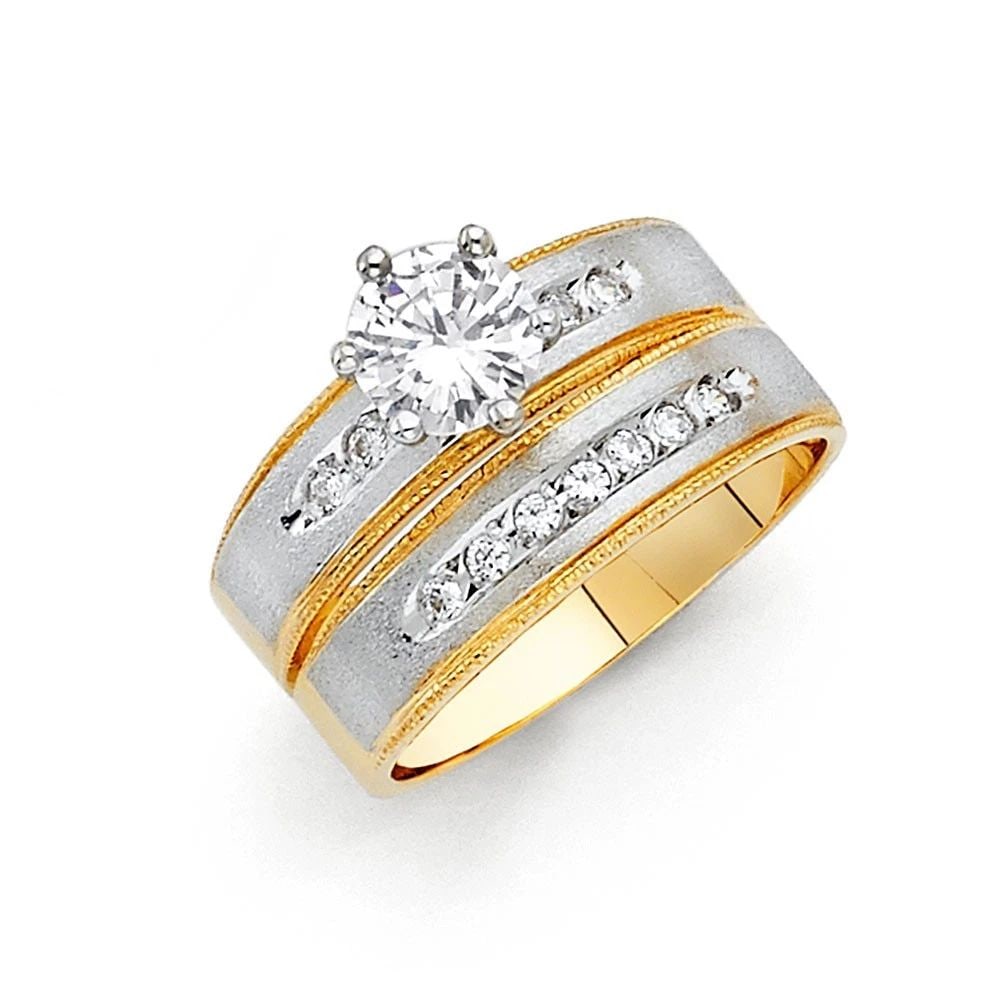 NEW 14K TWO TONE GOLD LADIES WEDDING BAND: NEW 14K TWO TONE GOLD LADIES WEDDING BAND LADIES WEDDING BAND NEW 14K TWO TONE GOLD WIDTH: 4 mm Average Apx. WEIGHT: 2.7g