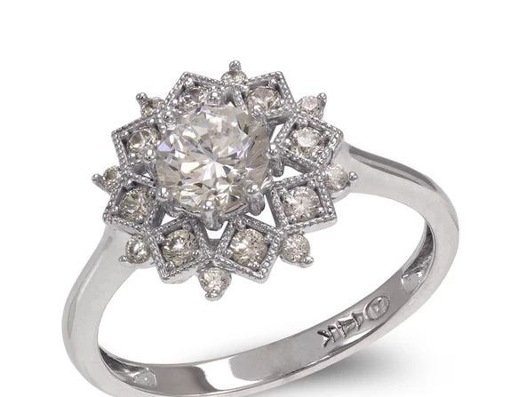 NEW 14K WHITE GOLD LADIES FANCY WHITE SOLITAIRE FLOWER HALO RING: NEW 14K WHITE GOLD LADIES FANCY WHITE SOLITAIRE FLOWER HALO RING LADIES FANCY WHITE SOLITAIRE FLOWER HALO RING NEW 14K WHITE GOLD Apx. WIDTH: 5mm Apx. WEIGHT: 2.7g