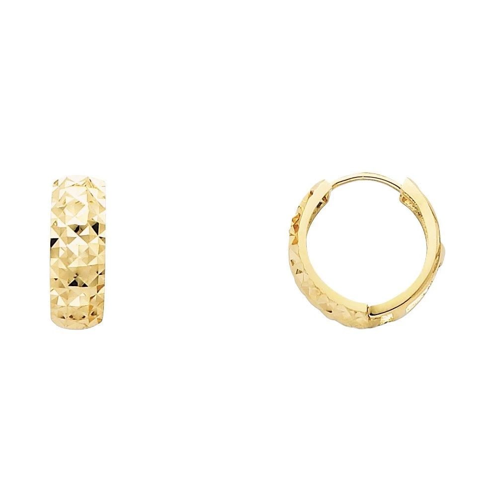 NEW 14K YELLOW GOLD DC HUGGIES EARRINGS: NEW 14K YELLOW GOLD DC HUGGIES EARRINGS DC HUGGIES EARRINGS NEW 14K YELLOW GOLD HEIGHT - 15 mm WIDTH - 15 mm Apx WEIGHT - 2 g