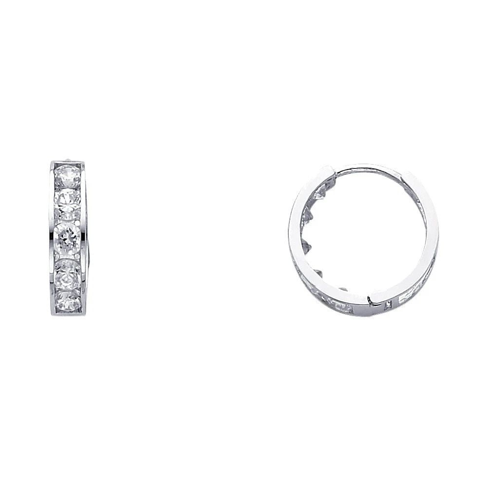NEW 14K WHITE GOLD HUGGIES EARRINGS: NEW 14K WHITE GOLD HUGGIES EARRINGS HUGGIES EARRINGS NEW 14K WHITE GOLD Height : 15 mm Width : 15 mm Weight : 1.8g