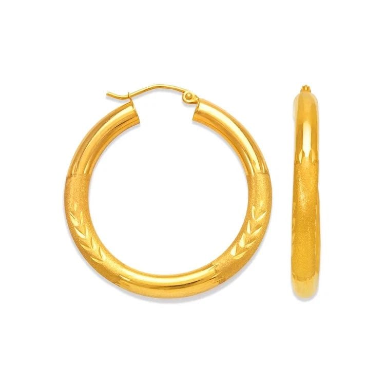 NEW 14K YELLOW GOLD 4MM ROUND TUBE HOOP EARRINGS: NEW 14K YELLOW GOLD 4MM ROUND TUBE HOOP EARRINGS 4MM ROUND TUBE HOOP EARRINGS NEW 14K YELLOW GOLD Width: Approx. 4mm Apx WEIGHT: 2.2g