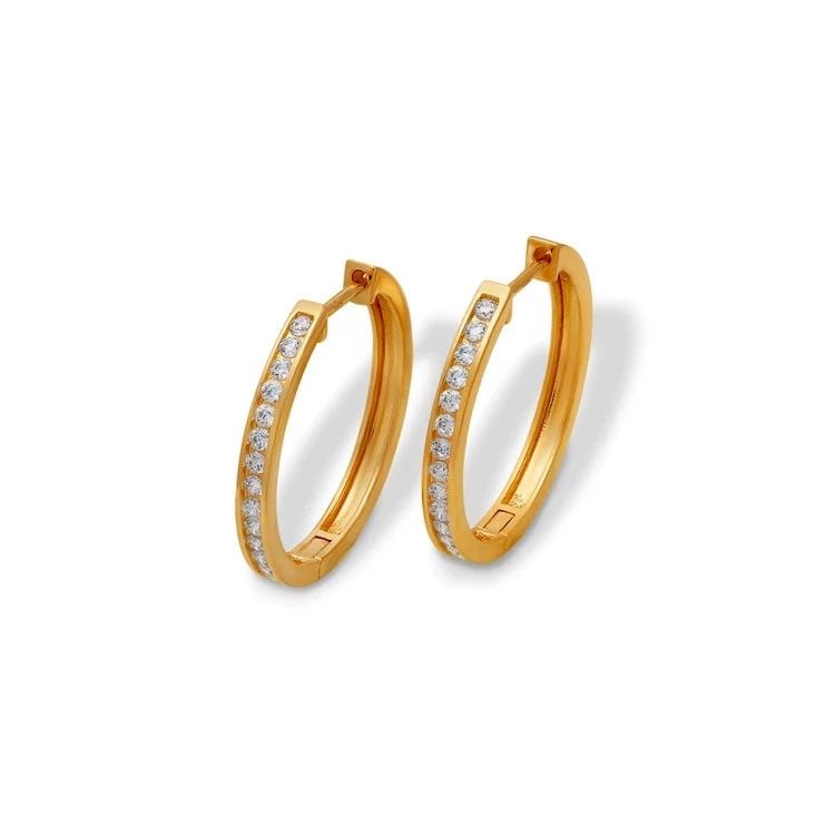 NEW 14K YELLOW GOLD HIGH POLISHED HUGGIE EARRINGS: NEW 14K YELLOW GOLD HIGH POLISHED HUGGIE EARRINGS HIGH POLISHED HUGGIE EARRINGS NEW 14K YELLOW GOLD Width: Approx. 2x18.5mm Apx WEIGHT: 2.2g
