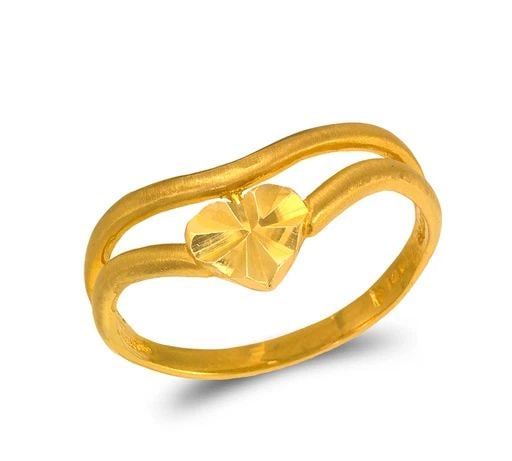 NEW 14K YELLOW GOLD LADIES HEART LAYERED BAND RING: NEW 14K YELLOW GOLD LADIES HEART LAYERED BAND RING LADIES HEART LAYERED BAND RING NEW 14K YELLOW GOLD SIZE Apx: 8mm Apx WEIGHT: 2.1g