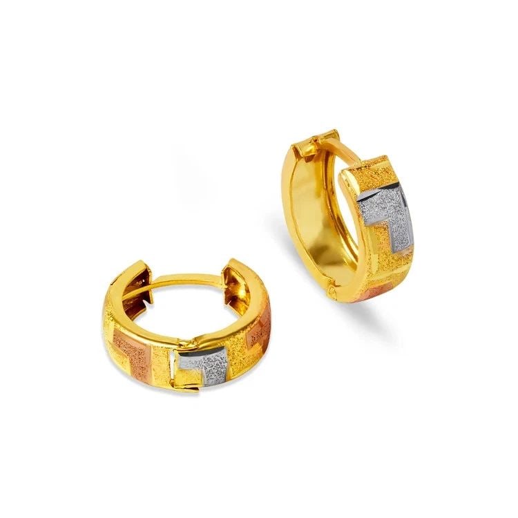 NEW 14K TRICOLOR GOLD D/C HUGGIE EARRINGS: NEW 14K TRICOLOR GOLD D/C HUGGIE EARRINGS D/C HUGGIE EARRINGS NEW 14K TRICOLOR GOLD Width: Approx. 5x15mm Apx WEIGHT: 2.1g