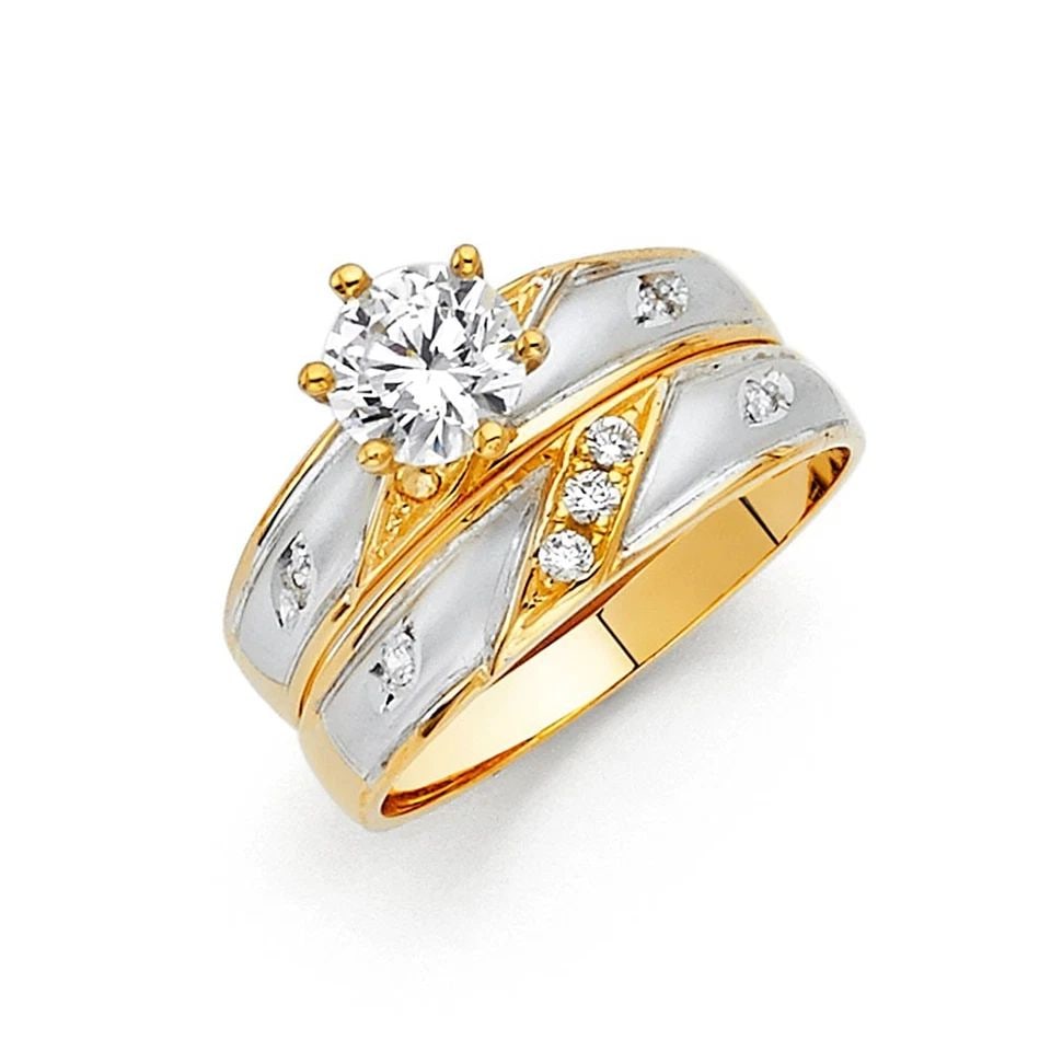 NEW 14K TWO TONE GOLD LADIES WEDDING BAND- SIZE 7: NEW 14K TWO TONE GOLD LADIES WEDDING BAND LADIES WEDDING BAND NEW 14K TWO TONE GOLD WIDTH: 4 mm Average Apx. WEIGHT: 2g