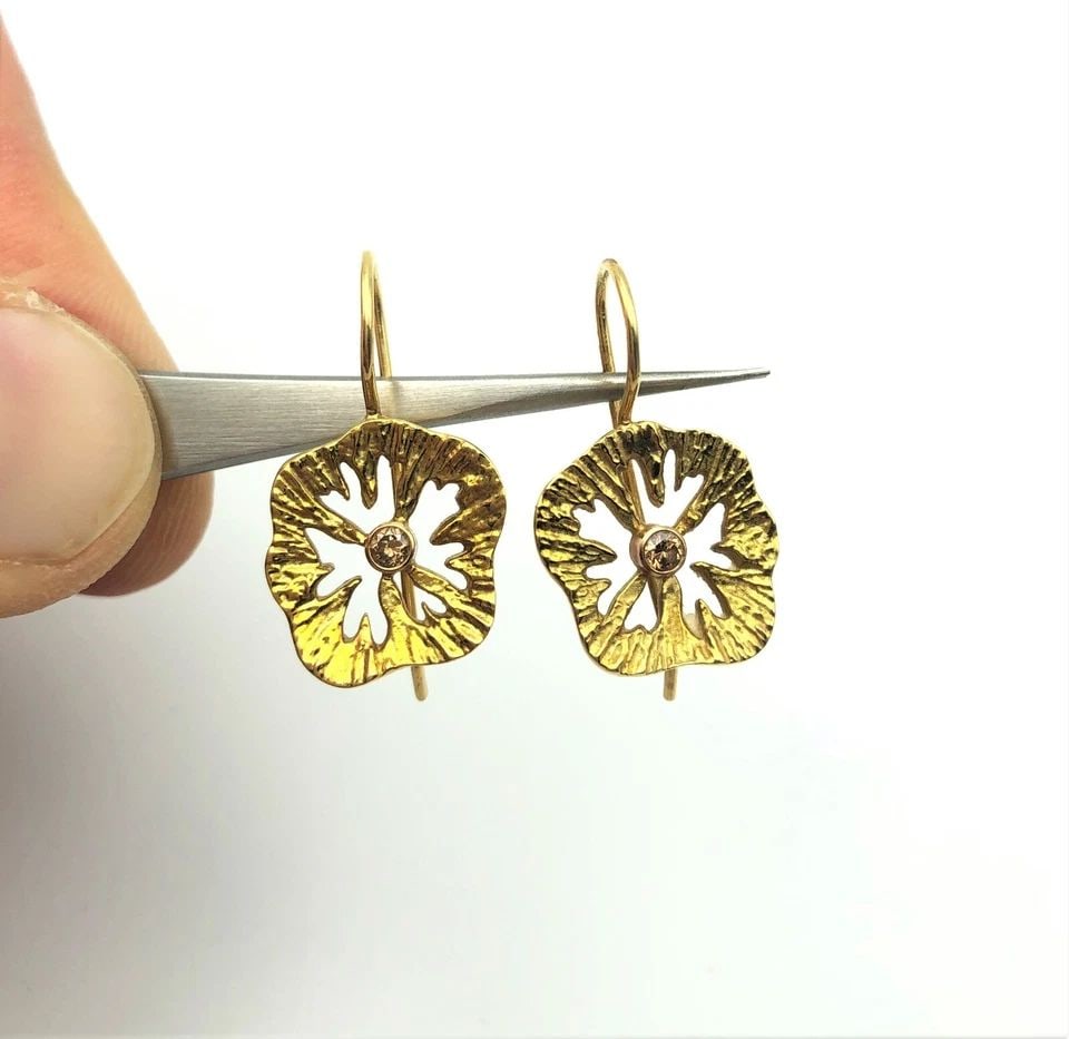 SARAH GRAHAM 18K GOLD SEA URCHIN EARRINGS WITH COGNAC BROWN DIAMONDS 6.3G (1 of 2)