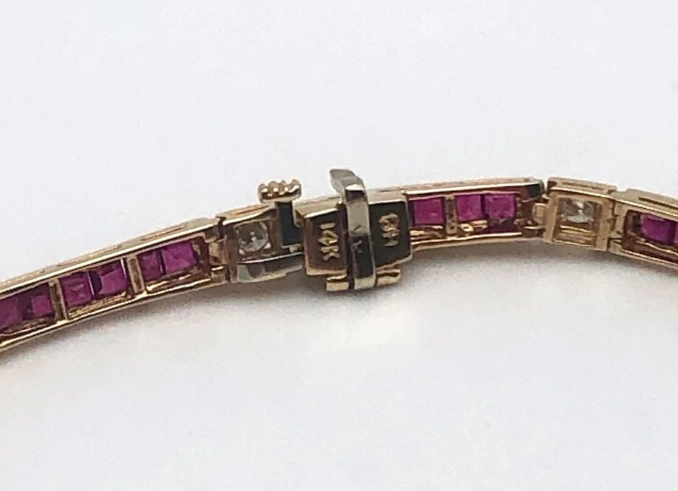 14K GOLD BRACELET, 5.4CTS OF RUBIES, 0.27CTS OF DIAMONDS ( 7.25 INCH ) 11.4G (1 of 2)