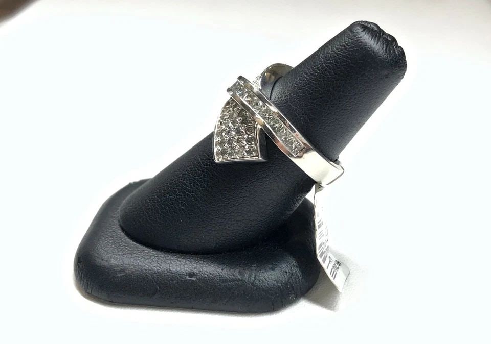 18K WHITE GOLD CROSSOVER RING, 1.35CTS OF DIAMONDS ( SIZE: 7.5 ) 9.6G (1 of 2)