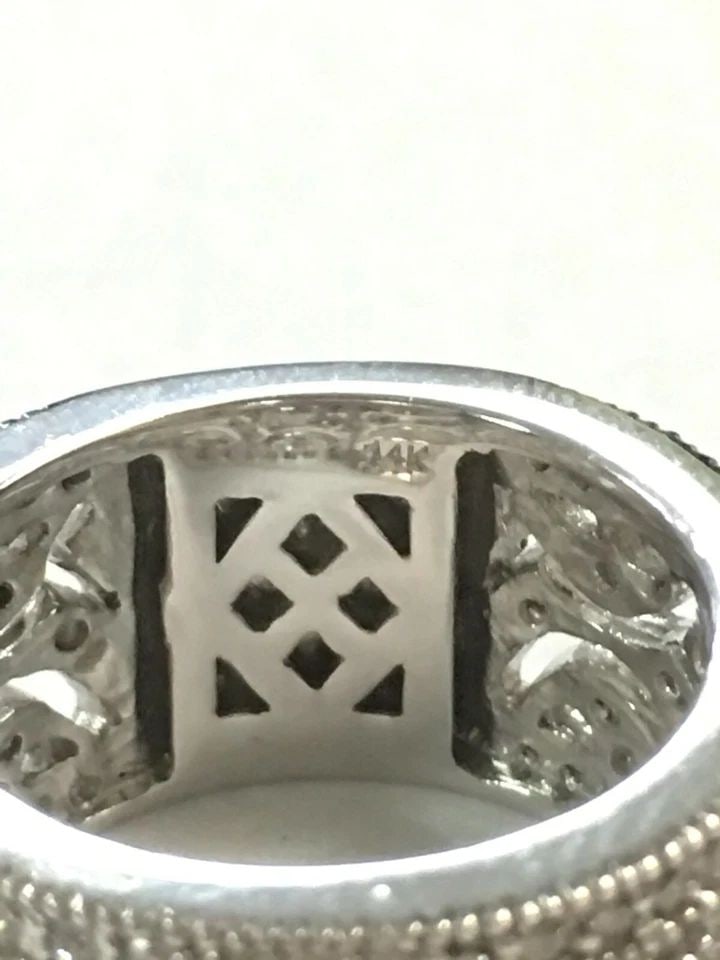 NEW 14K WHITE GOLD AND 0.90CTW DIAMOND RING (SIZE: 6.75) 11.1 GRAMS (1 of 2)
