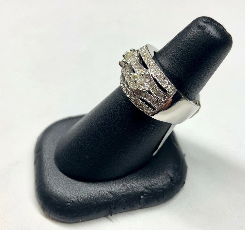 NEW WOMEN'S 18K WHITE GOLD RING, 0.65CTS DIAMONDS ( SIZE: 6.5 ) 9G (1 of 2)