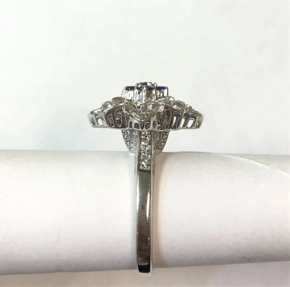 14K WHITE GOLD FLOWER RING, 0.70CTS SAPPHIRES, 0.50CTS DIAMONDS ( SIZE: 8 ) 9.1G (1 of 2)
