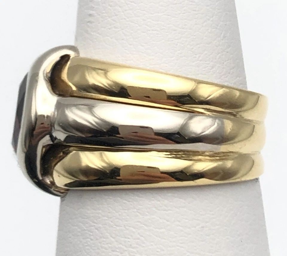18K TWO TONE YELLOW / WHITE GOLD RING WITH 2.50CT RED GARNET ( SIZE: 7 ) 9.3G (1 of 2)