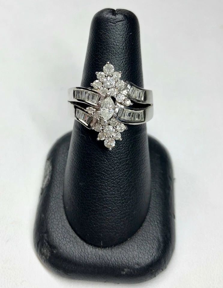 NEW 14K WHITE GOLD RING WITH 1.25CT NATURAL DIAMONDS 7.4 GRAMS (SIZE 7.75): 14K WHITE GOLD RING WITH 1.25CT DIAMONDS NEW 14k White Gold Ring with 1.25ct Diamonds NEW You are bidding on a new with defects Women's 14k White Gold Ring with 1.25ct Diamonds. The ring has minor scu