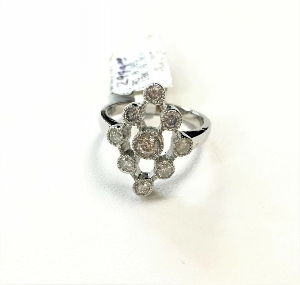 NEW 18K WHITE GOLD RING 0.85CTS NATURAL DIAMONDS ( SIZE: 6.75 ) 6G (1 of 2)