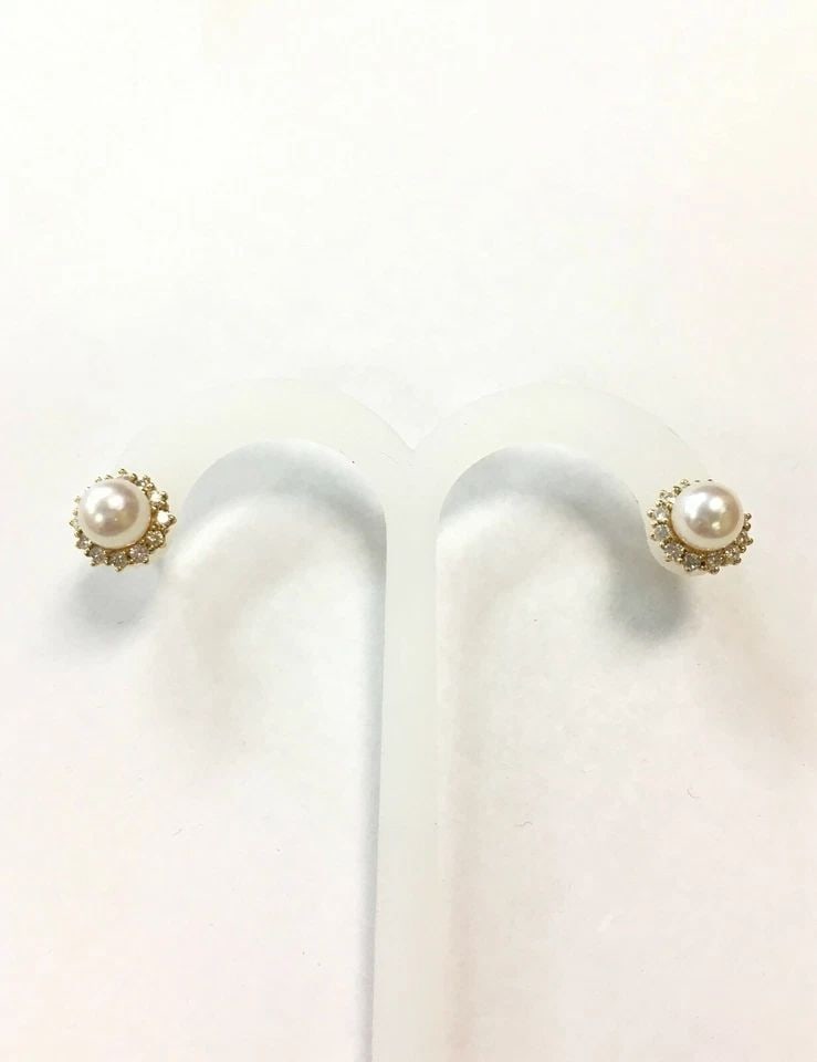 14K GOLD ROUND EARRINGS WITH PEARLS AND 0.72CTS OF DIAMONDS 7.8G: PEARL, DIAMOND, 14K GOLD EARRINGS 14k Yellow Gold Earrings with Pearl, 0.03ct Diamond You are bidding on a pre-owned Pearl Earrings with Diamonds 14k Yellow Gold. The earrings are used but have been f