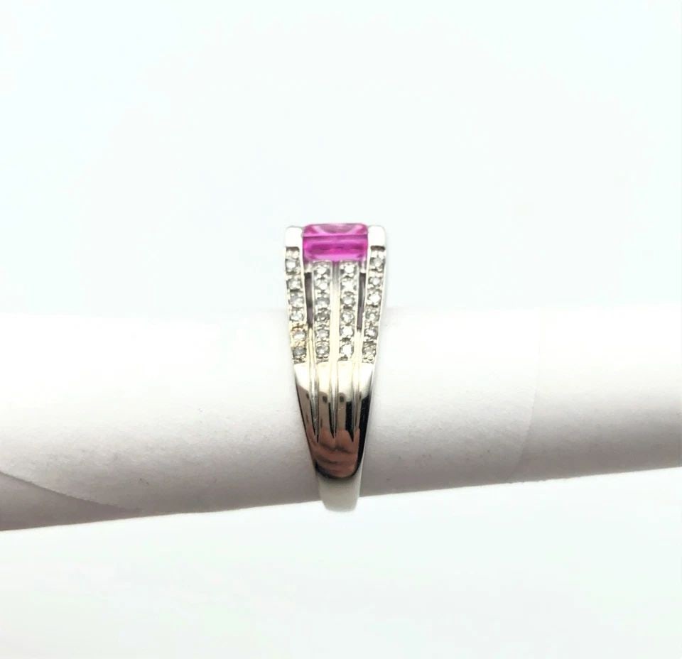 10K WHITE GOLD RING WITH DIAMOND AND LAB-CREATED PINK SAPPHIRE (SIZE 5.5) 4.7G (1 of 2)