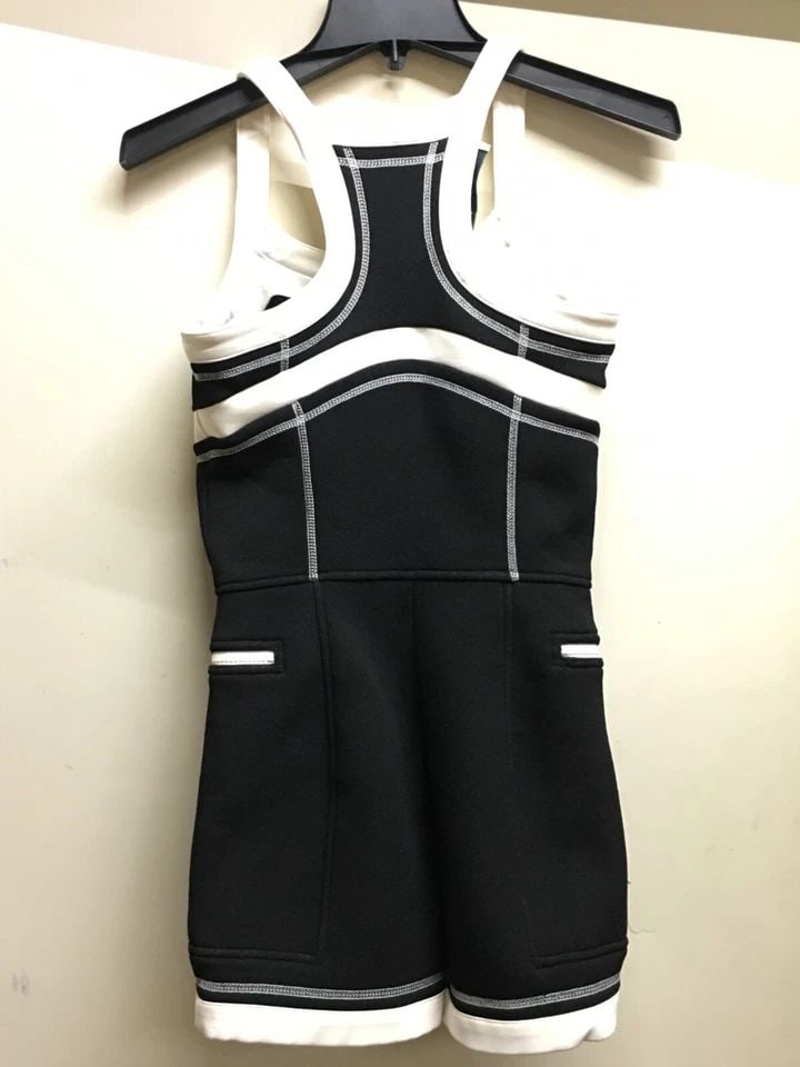 BERGDORF GOODMAN WOMAN'S OFF WHITE WETSUIT ONE PIECE (SIZE: 38/2): BERGDORF GOODMAN WOMAN'S OFF WHITE WETSUIT ONE PIECE (SIZE: 38/2) Bergdorf Goodman Woman's Off White Wetsuit one piece You are bidding on a Bergdorf Goodman Woman's Off White Wetsuit one piece. Wetsui