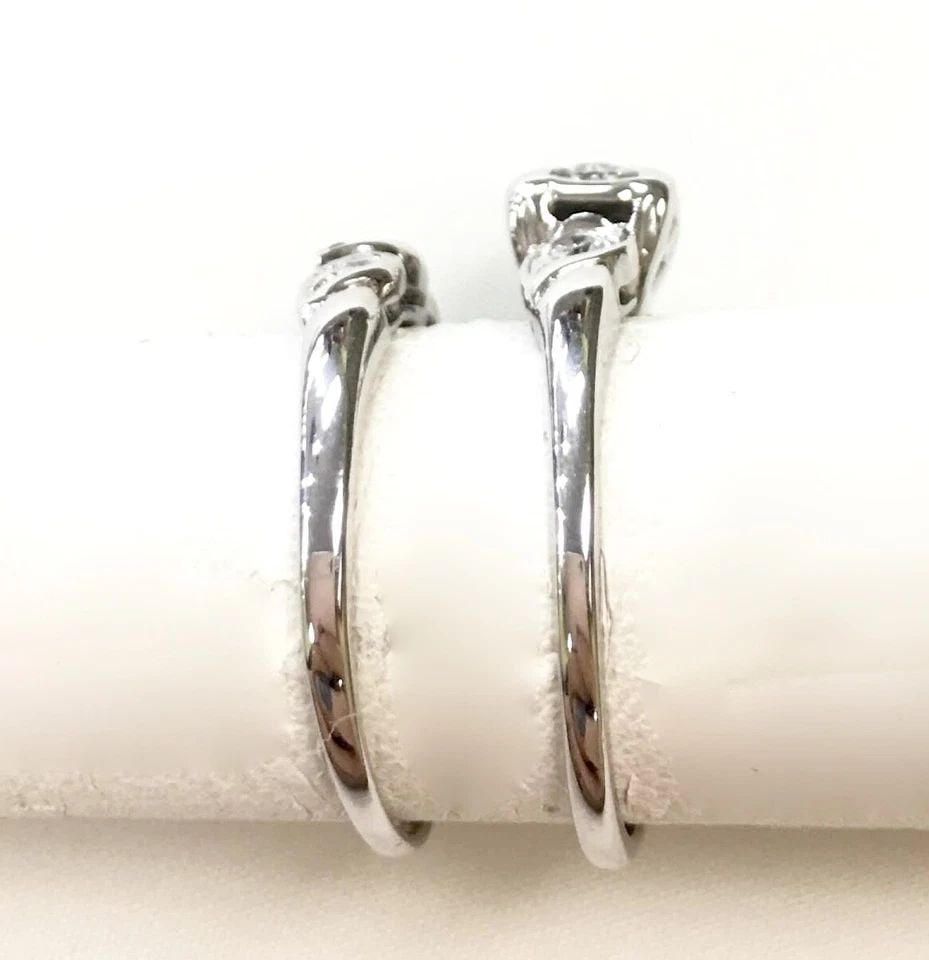 14K WHITE GOLD RINGS ENGAGEMENT SET WITH 0.33CTW DIAMONDS ( SIZE 5.75 ) 3.4 GRAM: 14k White Gold Rings Engagement Set with 0.33cts of Diamonds You are bidding on a 14k White Gold Diamond Ring Set. The rings have been fully restored by our in house jewelers, there maybe a few minor 