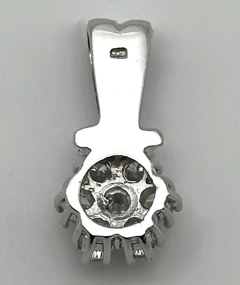 14K WHITE GOLD PENDANT WITH 0.50CTS OF VS CLARITY NATURAL DIAMONDS (2.8 GRAMS) (1 of 2)
