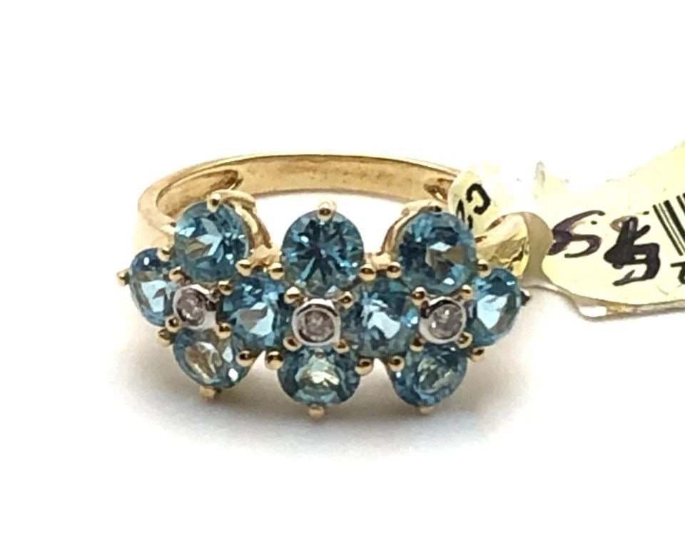 NEW 14K GOLD RING WITH 3.09CTW BLUE TOPAZ, 0.05CTW DIAMONDS (SIZE 8) 3.9 GRAM: 14K GOLD RING SET WITH 3.09CTS BLUE TOPAZ AND 0.05 CARATS OF DIAMONDS SIZE: 8 14k Gold Ring set with Blue Topaz and 0.05 carats of Diamonds You are bidding on a 14k Gold Ring set with Blue Topaz and 0