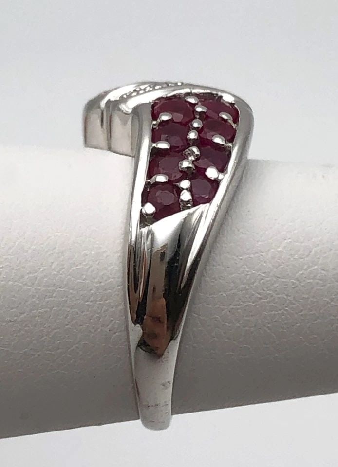 10K WHITE GOLD RING, NATURAL RUBIES, DIAMONDS (SIZE 6) 4.3 GRAM (1 of 2)