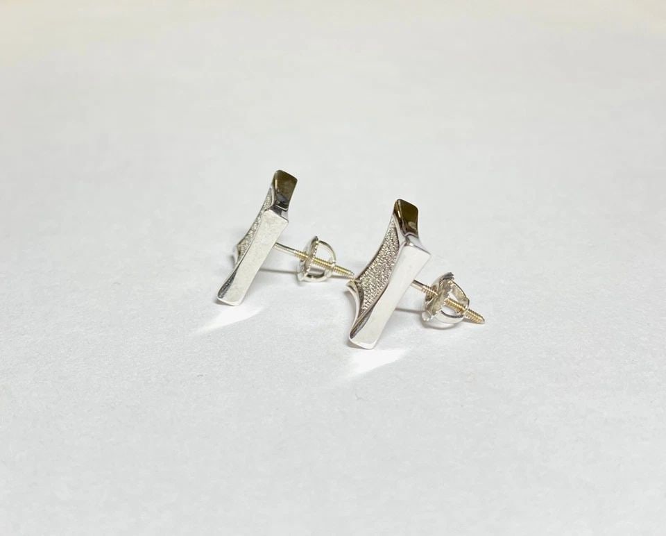 10K WHITE GOLD KITE EARRINGS WITH 0.50CTW NATURAL DIAMONDS 4 GRAMS (1 of 2)