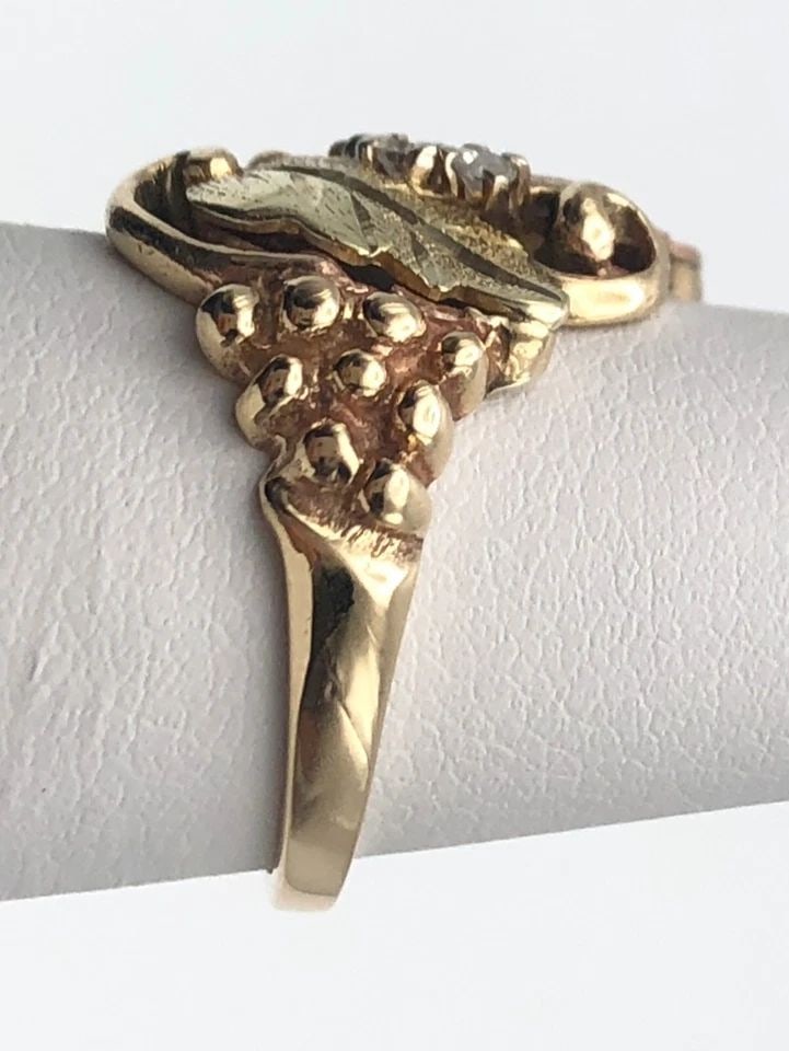 10K GOLD RING, 12K BLACK HILLS GOLD ACCENTS, 0.09CTS DIAMONDS (SIZE 5) 3.9 GRAM (1 of 2)
