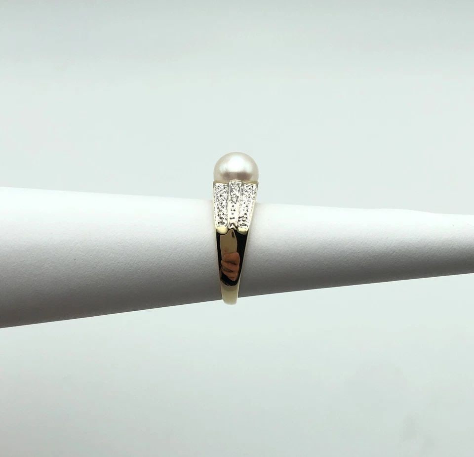 14K YELLOW GOLD RING WITH 8MM PEARL AND 0.01CTS DIAMONDS (SIZE 7) 3.5 GRAMS (1 of 2)