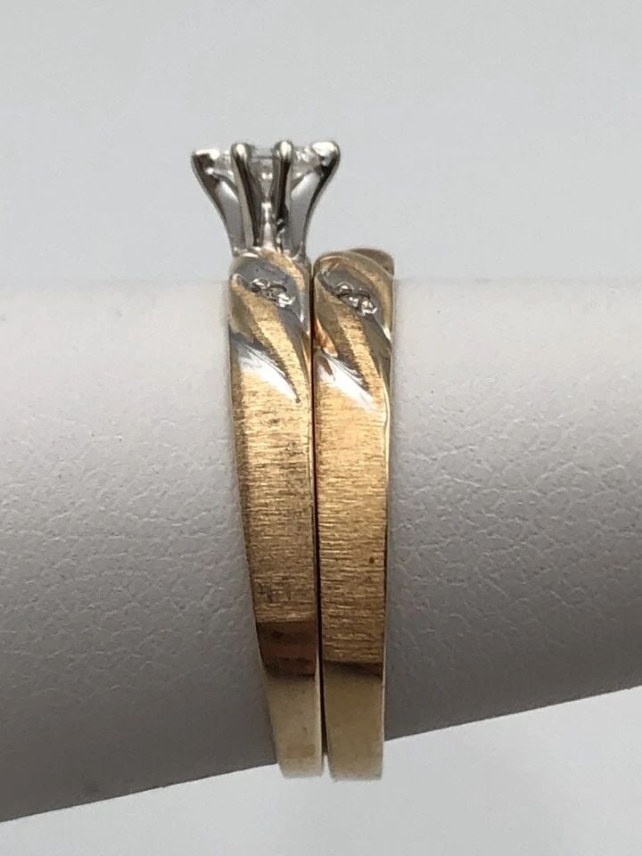 CRESCENT 14K GOLD WEDDING SET, MARQUISE CENTER, DIAMONDS (SIZE 6) 2.9 GRAMS: 14K GOLD SIMPLE WEDDING SET, 0.14CTW DIAMONDS SIZE: 6 14k Gold simple Wedding set, 0.14ctw Diamonds Condition: New, no box papers or tags Material: 14k Yellow Gold Ring Size: 6 Weight: 2.9 grams Top W