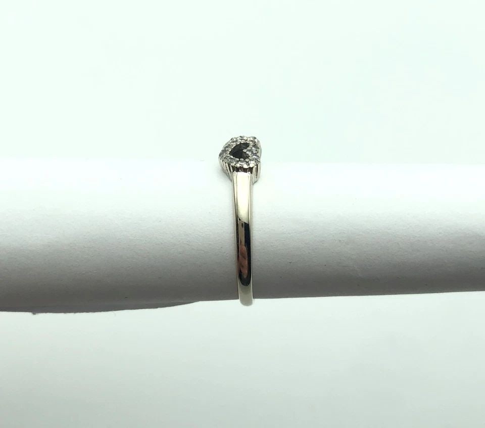 14K WHITE GOLD RING 3 HEARTS SET WITH 0.25CTW DIAMONDS (SIZE 7.5) 2.4 GRAMS (1 of 2)