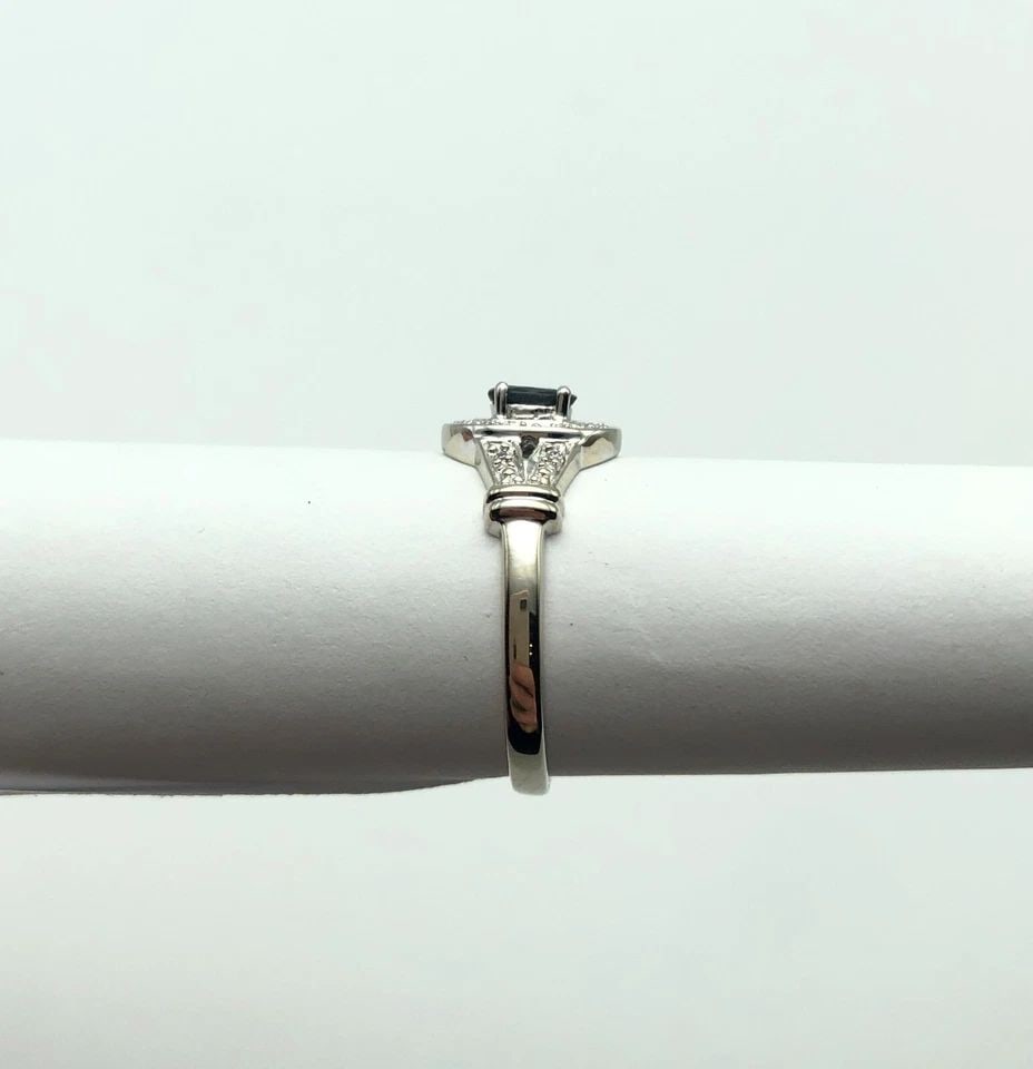 10K WHITE GOLD RING, 0.35CTS BLUE SAPPHIRE AND DIAMONDS (SIZE 7) 2.2 GRAM (1 of 2)