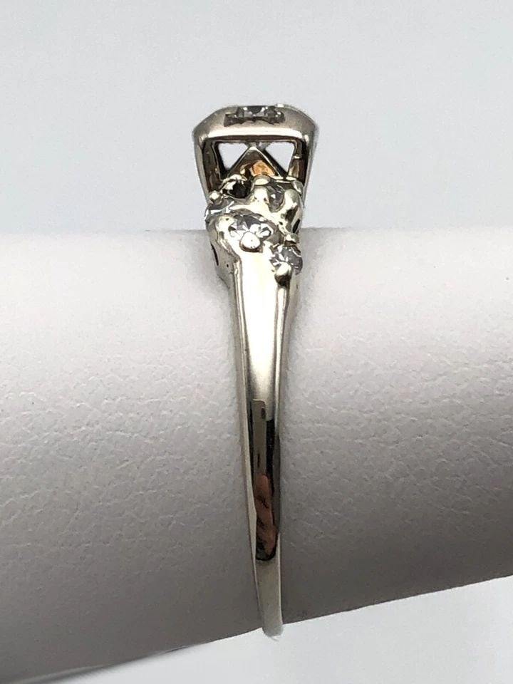 ANTIQUE 14K WHITE GOLD RING WITH 0.40CTS DIAMONDS ( SIZE: 8 ) 2.1G (1 of 2)