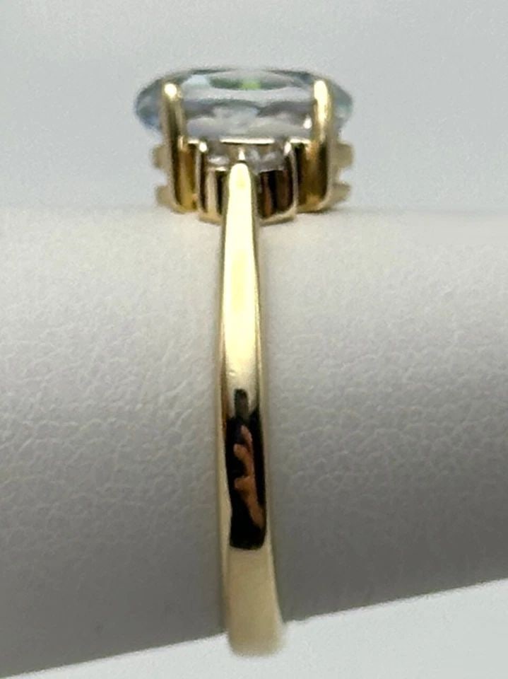 10K GOLD RING WITH MYSTIC TOPAZ, 0.06CTW DIAMONDS (SIZE 7.25) 2.5 GRAM (1 of 2)